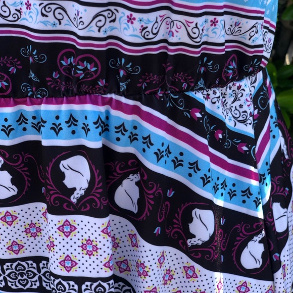 Frozen Dresses BRAND NEW DISNEY - Picture 5 of 7